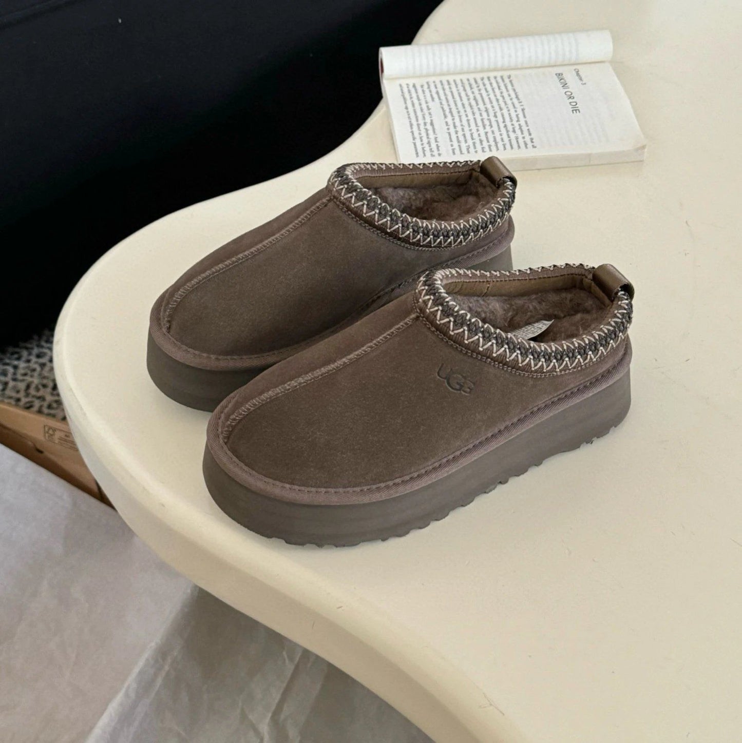 UGG Tasman
